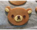 A picture of step 11 of Cute ♪ Rilakkuma Styule Chocolate Sandwich Cookies.