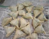 A picture of step 3 of Green samosa.