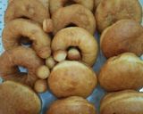 Foto langkah ke 5 dari resep Donut kinyis-kinyis.