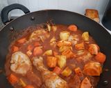 Foto langkah ke 3 dari resep 119. Chicken & Veggies Balti Curry (India).