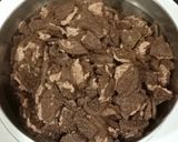 A picture of step 1 of Oreo Biscuits Cake.