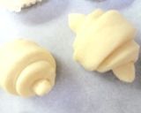 A picture of step 7 of Bread Rolls.