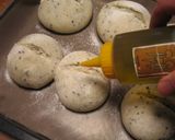 A picture of step 5 of Petit Sesame Bread Rolls.