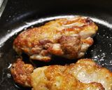 A picture of step 3 of Pan-Fried Chicken Thighs with Balsamic Sauce.