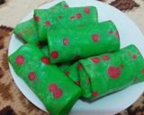 Foto langkah ke 5 dari resep Dadar Gulung Polkadot.