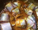 A picture of step 3 of Barbel Fish Curry Shing Macher Jhol.