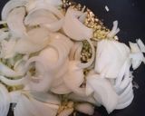 Foto del paso 2 de la receta: Lengua en salsa de pimientos!