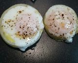 A picture of step 1 of Cheap, Quick Half-cooked Egg Over Rice.