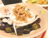 A picture of step 3 of This is in Heavy Rotation in the Summer! Eggplant, Onion and Tuna Salad with Ponzu Sauce.