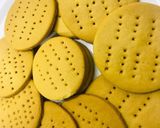 A picture of step 10 of Marie Biscuits.