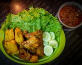 Foto langkah ke 3 dari resep 27. Ayam Goreng Sambel Terasi 🐔.