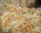 Foto langkah ke 3 dari resep Tumis Tauge Udang.