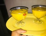 A picture of step 6 of Mango smoothy.