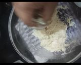 A picture of step 5 of Coconut Caramel Sizzler Bun.