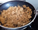A picture of step 1 of Besan ladoo.