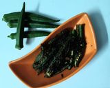 A picture of step 4 of Stuffed masala bhindi.