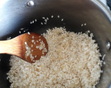 Foto del paso 2 de la receta: Risotto a la parmesana 😋
