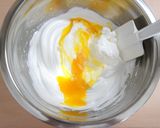 A picture of step 2 of Orange Chocolate Mont Blanc Shortcake.