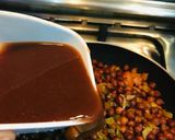 A picture of step 3 of Kala chana chaat.