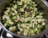 Foto del paso 2 de la receta: Guiso de zapallitos Italianos fácil y sano