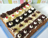 Foto langkah ke 8 dari resep Mocca Slice Cake / Bolu Jadul Kopi Hias.
