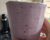Foto del paso 3 de la receta: Licuado proteico🍓🍌🫐