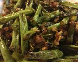 乾扁四季豆 Deep Fried Green Beans with Minced Pork的食譜步驟6照片