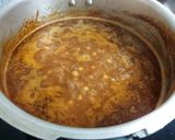 A picture of step 5 of White peas masala curry.