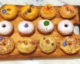A picture of step 11 of Pumpkin donuts.