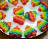 A picture of step 3 of Rainbow hidden heart 💓 cake 🍰.