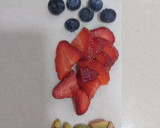 Foto del paso 2 de la receta: Bombones saludables 🍓🍓🍫🍫