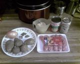 A picture of step 1 of Beer Brats in Brei with Brownbread.