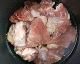 Gambar langkah 1 resipi Gulai Daging Utara.