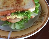 Foto langkah ke 6 dari resep Sandwich isi telur sosis.