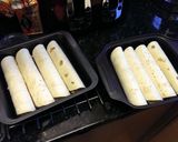 A picture of step 3 of White Chicken Enchiladas with Green Chile Sour Cream Sauce.