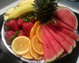 A picture of step 2 of Colorful Fruit Platter.