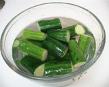 A picture of step 2 of Cucumber Pickles.
