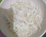 Foto langkah ke 1 dari resep Mie Goreng Ayam Suwir.