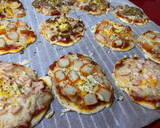 Foto del paso 4 de la receta: Mini pizzas de sabores