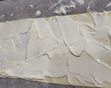 Foto del paso 2 de la receta: Caracola de hojaldre rellena