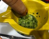 Foto del paso 3 de la receta Rape y merluza en salsa de ajo y vino blanco