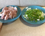 Foto del paso 1 de la receta: Paella de pollo con chorizo a mi estilo 😋