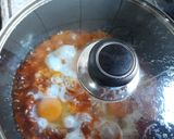 Foto del paso 3 de la receta: Huevos escalfados con atún