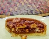 Gambar langkah 7 resipi Honey Walnut Tart.