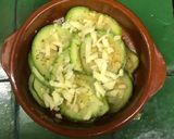 Foto del paso 1 de la receta: Calabacitas con piñones