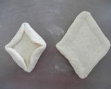 A picture of step 1 of Dinosaur Bread Stegosaurus.