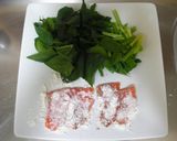 A picture of step 2 of Salmon and Spinach Cream Pasta.