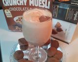A picture of step 3 of Chocolate ice cream shake.