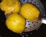 A picture of step 3 of Vada Pav.