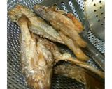 Foto langkah ke 2 dari resep Ikan Asin Sambal Ijo.